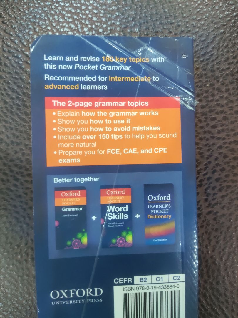 Dính cuốn Grammar có nhiều vết rách bìa