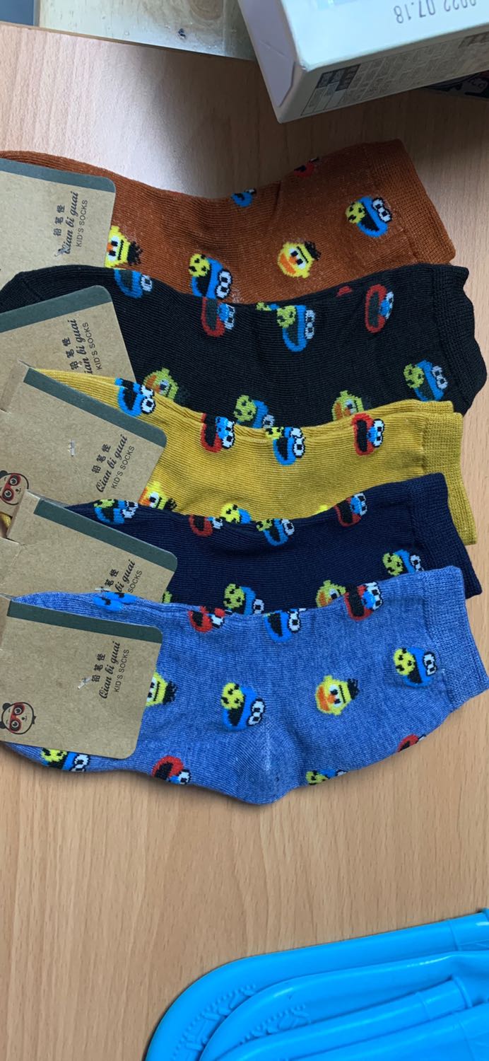 Yêu cầu trả lại hàng. Mua vớ cho trẻ sơ sinh mà giao vớ trẻ em, không có nhu cầu dùng vớ này. Yêu cầu trả lại hàng. Mua vớ cho trẻ sơ sinh mà giao vớ trẻ em, không có nhu cầu dùng vớ này.