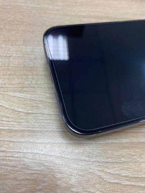 mình mua miếng dán dành cho IP 12 Promax nhưng cả 4 viền đều bị hụt, dán không hết dc màn hình.