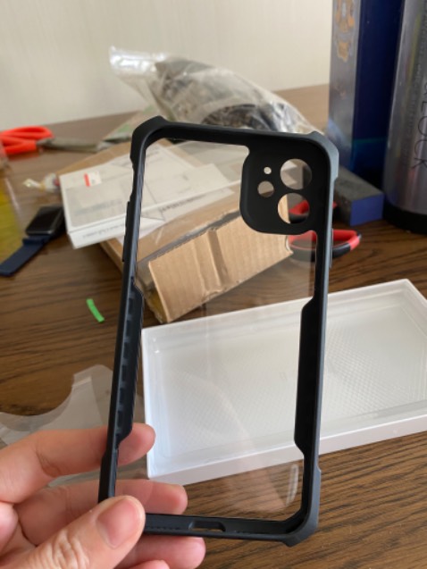 Ốp lưng quá đẹp. Chất lượng. Mọi người nên mua xài. Shop bán hàng quá uy tín. Hàng nguyên hộp.