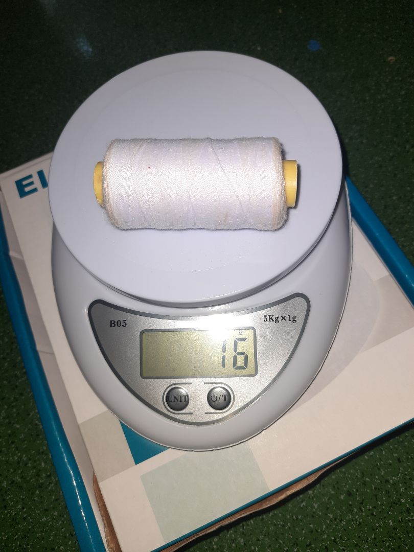 Cùng 1 món mà cân lần 1 thì 9g còn cân lần 2 thì 10g. Thử thêm nhiều món khác cũng vậy. Món đồ nhỏ thì khác vậy còn món lớn chưa biết. Đóng gói kỹ. Giao hàng nhanh. Nhưng mà bị vậy có là bình thường không ạ? Có được đổi trả hay không ạ?