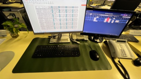 Dùng một thời gian xem đánh giá sau! Tạm thời thì thấy tấm này hơi cứng!