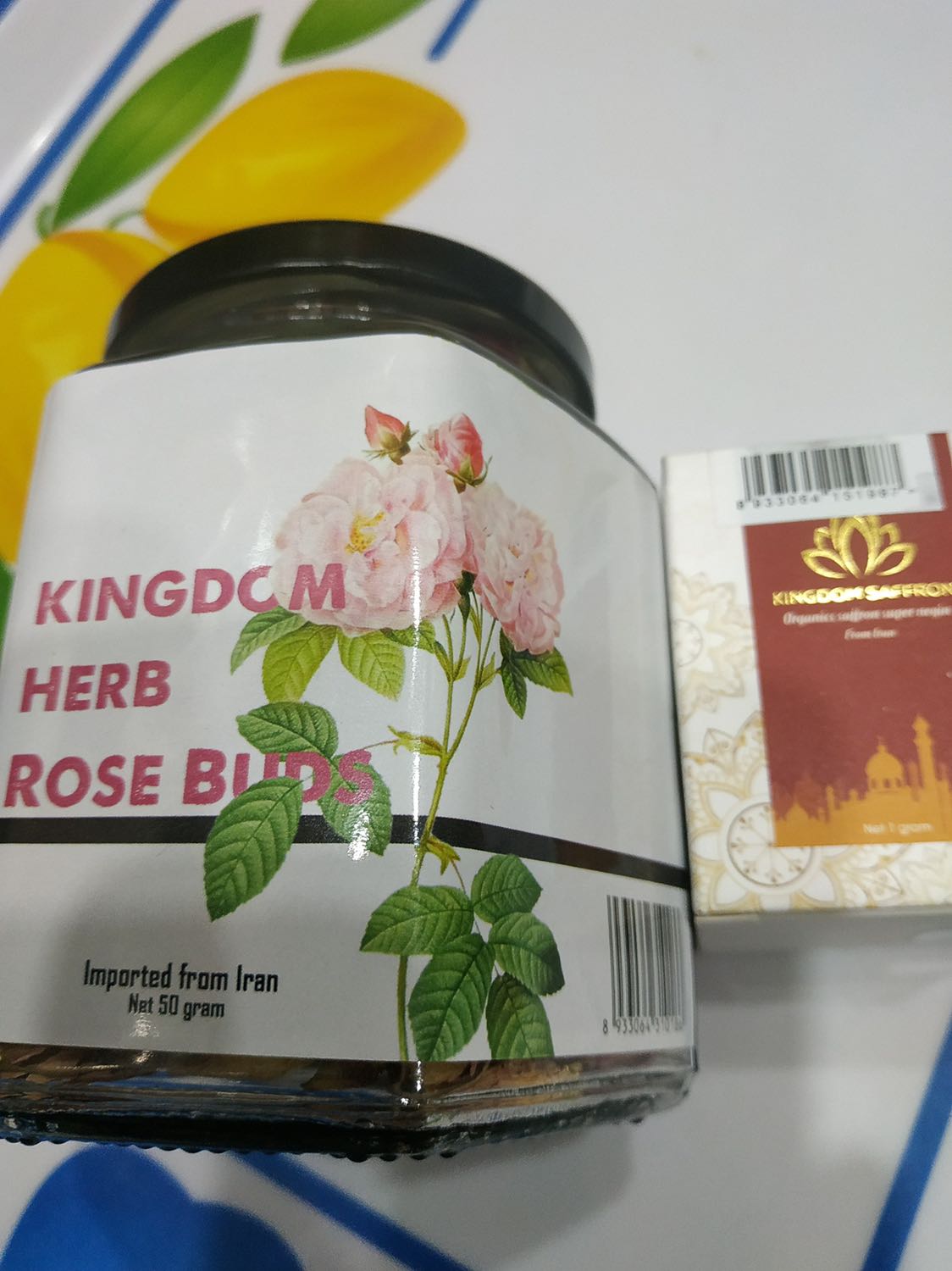 - Combo: nụ hồng thơm, không nát, còn saffron tôi đã dùng loại sample thấy chất lượng nên mua hộp lớn hơn thì chất lượng vẫn ổn định, đảm bảo. Rất tốt. Cám ơn