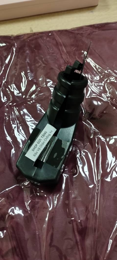 Đóng gói kỹ càng, chất lượng dày, bền, đẹp. Shop đính kèm quà tặng nữa. Cảm ơn shop nha