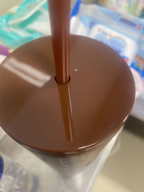 Nắp nhựa xấu , ông hút nhựa, xài chán