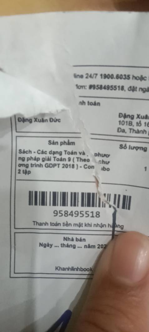 Tôi mua combo 2 cuốn sách toán nhưng chỉ nhận được 1 cuốn, gọi cho shop bán thì ko nhận được câu trả lời, đúng là *** mà