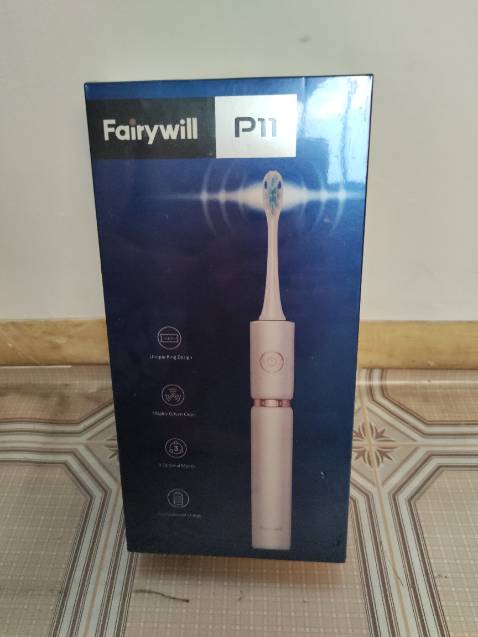 Cảm giác đánh sạch hơn bình thường, an tâm về thời gian chuẩn theo khuyến cáo của nha sĩ. Shop giao thiếu nắp đậy bàn chải, tuy nhiên ko đáng kể, shop cố gắng giao cho khách hàng khác đầy đủ hơn. Thời gian giao hàng nhanh.