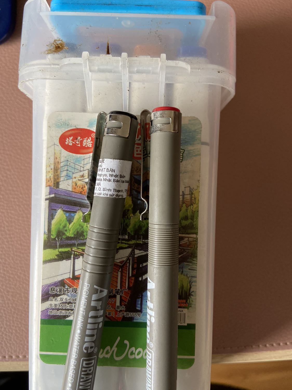 Sản phẩm bẩn và cũ như tồn lâu ngày. Thất vọng Sản phẩm bẩn và cũ như tồn lâu ngày. Thất vọng