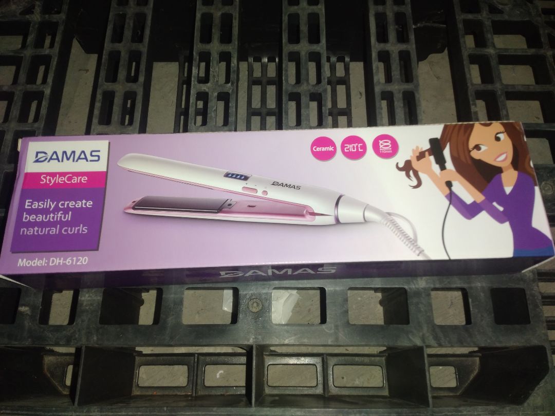 Giao hàng nhanh, đóng gói sản phẩm rất chắc chắn, máy cầm nặng tay, sử dụng rất tốt và dễ dàng, tạo mẫu tóc rất đẹp, shop rất nhiệt tình. Sẽ ủng hộ shop nhiều thêm!!!!!!