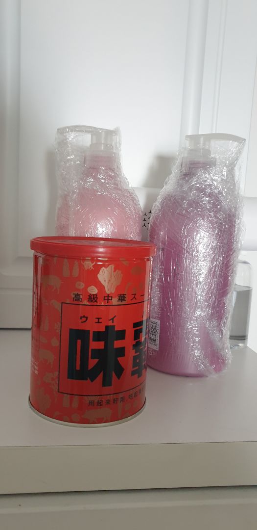 Giao hàng nhanh dù mùa dịch, hộp nguyên vẹn, đúng chất lượng. Cảm ơn shop mấy viên kẹo dễ thương!