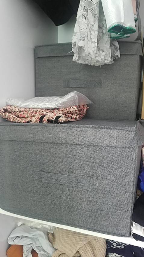 Giao hàng nhanh hơn dự kiến,  đáng giá tiền...
Sản phẩm đẹp và chắc chắn lắm luôn nha mọi người ???????????? hộp có nắp nhìn cũng khá xịn
Bỏ trong tủ quần áo xinh xinh, lạ mắt. để ở văn phòng tài liệu cũng đc luôn!!