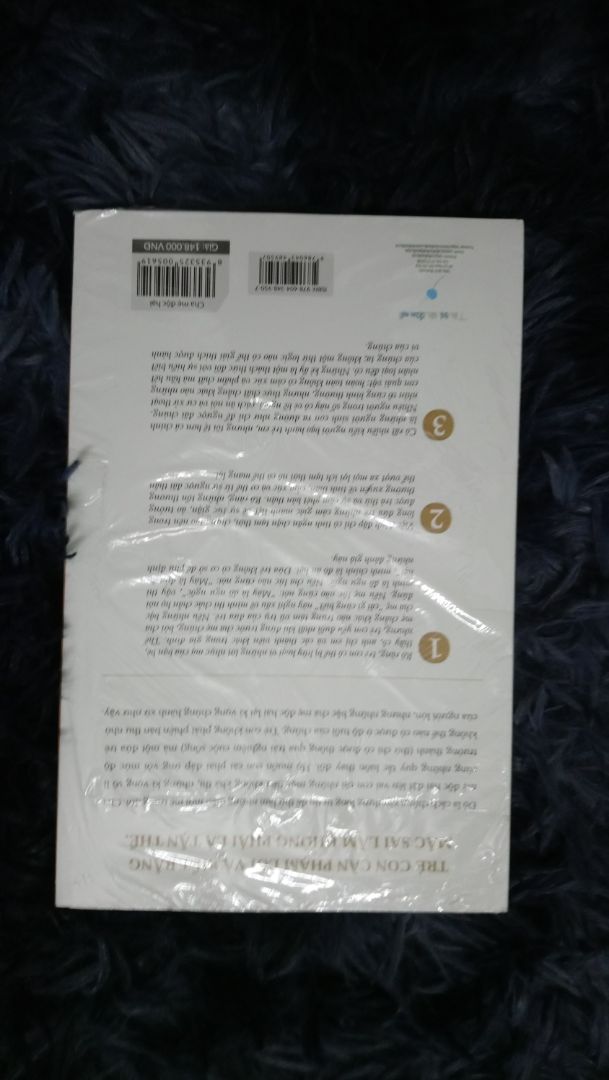 Sách đc bọc cẩn thận nếu mà bọc thêm xốp ở góc thì tránh đc móp góc sách trong khi vận chuyển