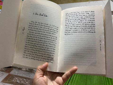 Sách lậu à shop? Thiếu hẳn 1 chương, mấy chục trang luôn😡😡😡