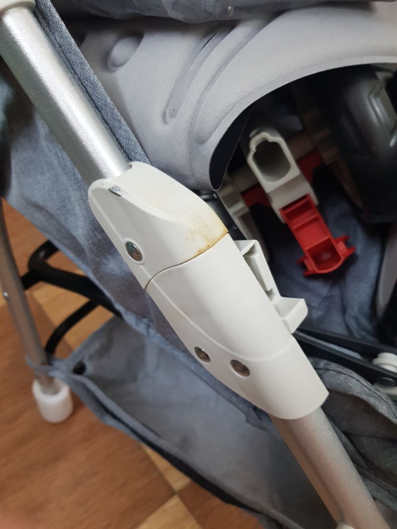 mua xe mới mà xe móp méo, cán thì rỉ sét. nhựa thì dính bẩn ntn liệu có chấp nhận đc ko