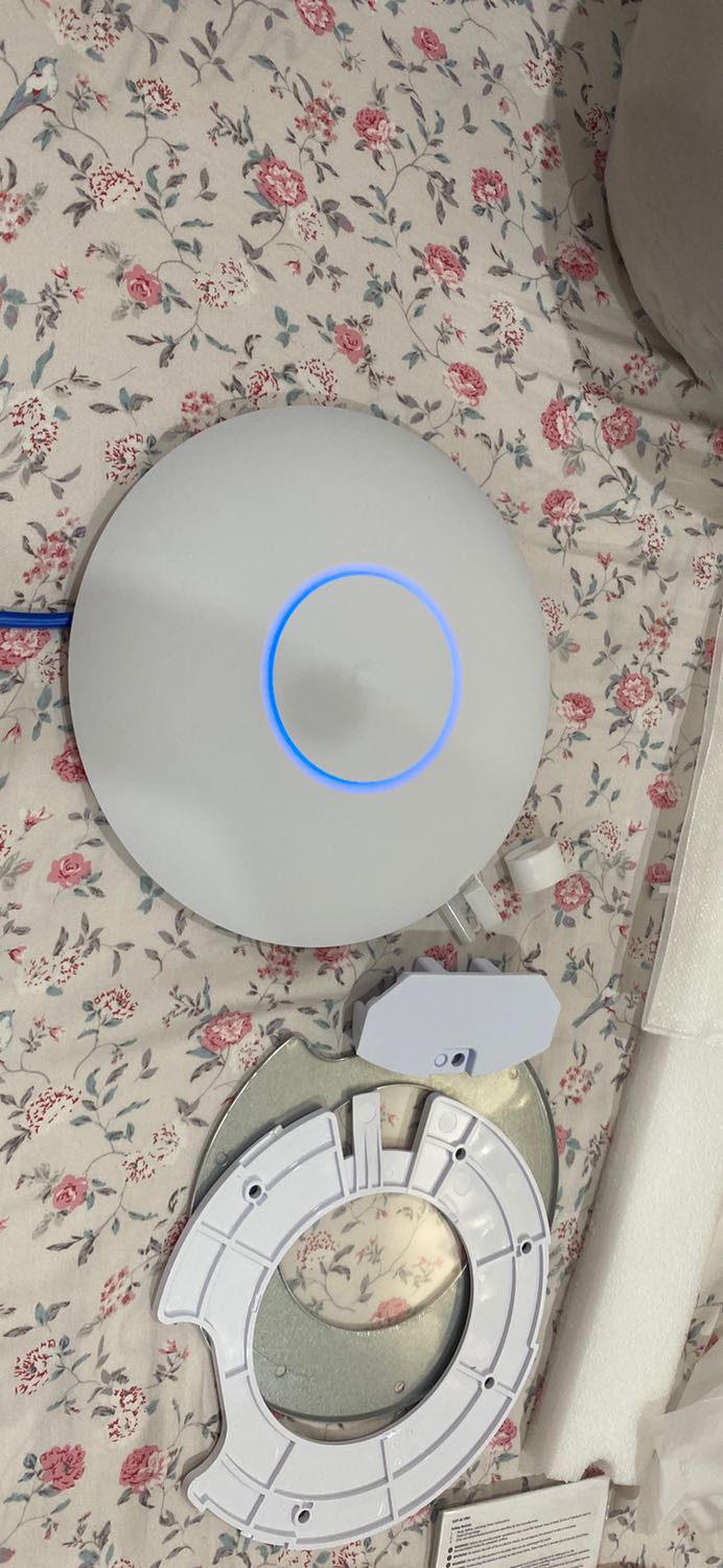 Sản phẩm đẹp, cấu hình đơn giản, phát sóng mạnh