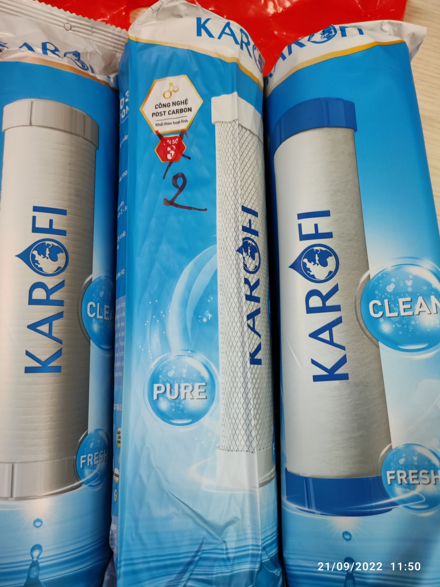 thông tin trên lõi lọc ko rõ ràng , ko có tem kiểm tra hàng chính hãng . thông tin trên lõi lọc ko rõ ràng , ko có tem kiểm tra hàng chính hãng .