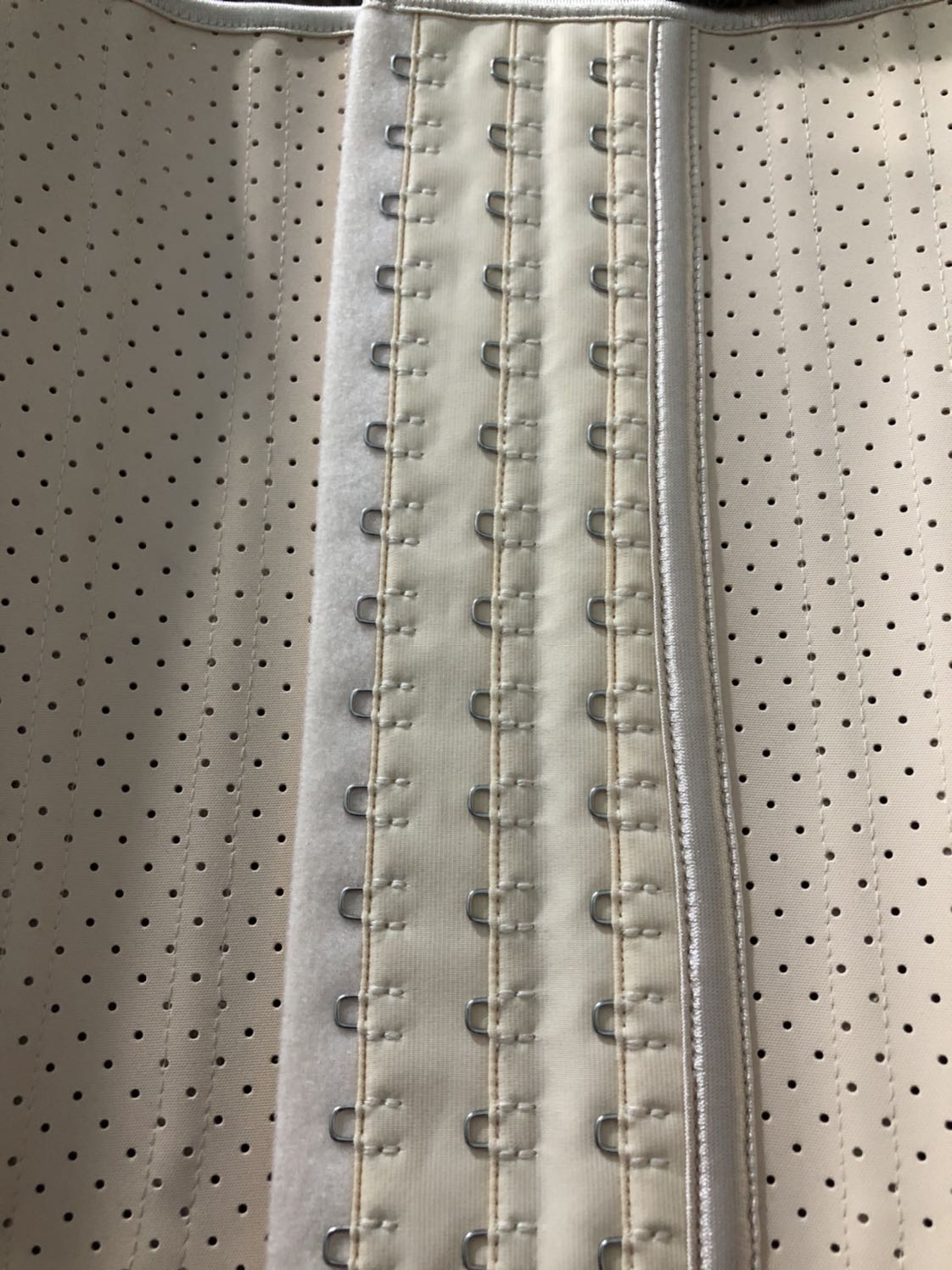 Gen chắc chắn, đẹp, giá hợp lý. Ai còn lăn tăn thì coi ảnh m gửi nhé.
Lưu ý đo bụng và chọn đúng size phù hợp.