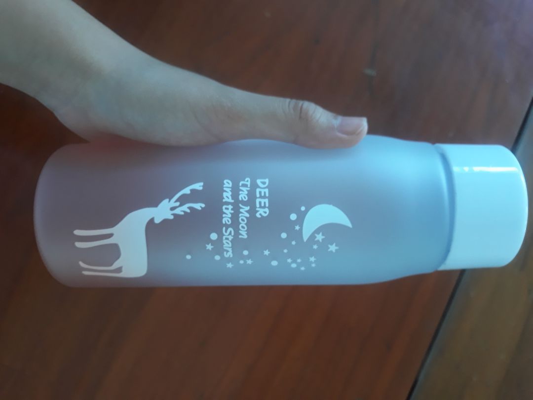 Bình như hình, rất xinh, nhỏ gọn và tiện dụng, mình rất thích và hài lòng, shop đóng gói rất kỹ và cẩn thận, tiki giao đúng hẹn, mãi ủng hộ tiki ^.^