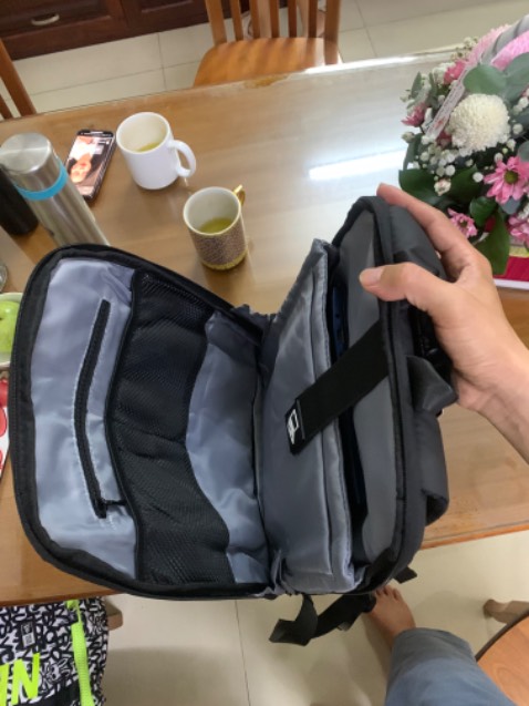 Hàng đẹp, chất lượng, đây kéo YKK nhẹ, hài lòng