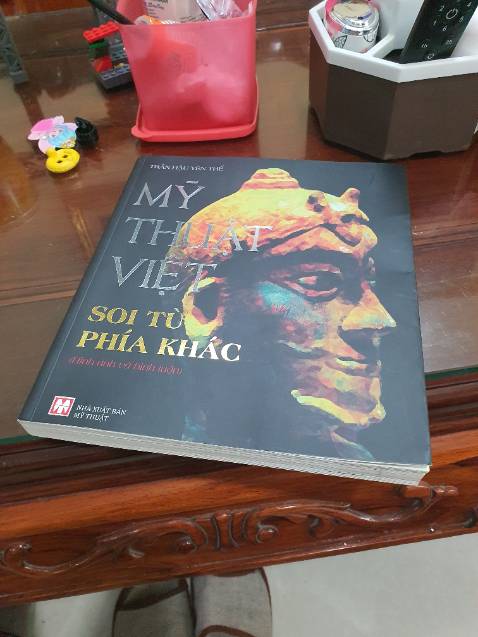 Sách hay. Nhiều chuyên khảo chuyên sâu. Hình ảnh minh họa nhiều.
Cảm ơn tác giả, nxb