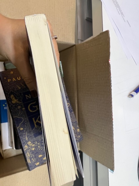 Sản phẩm giao nhanh. Nhma tiki đóng gói rất hời hợt. Giao ở TP thì ok chứ đi tỉnh chắc banh sách