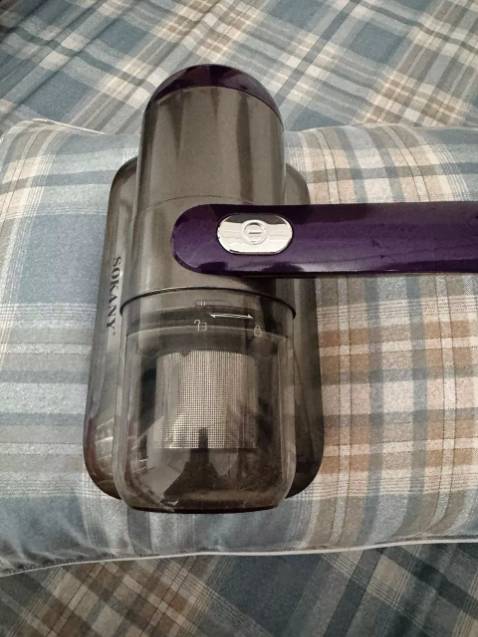 Lực hút mạnh, có tia UV khử khuẩn,cứ nghĩ phủi là hết bụi mà hút ra nhiều bụi lắm luôn, bác nào bị vấn đề về mũi họng như em hoặc nhà có trẻ nhỏ rất đáng đầu tư nha