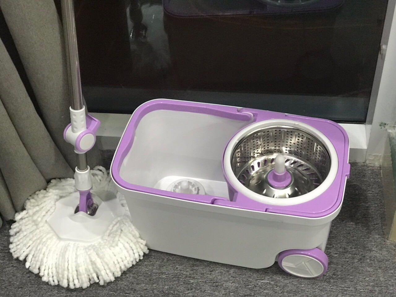 Cây lau nhà siêu tiện lợi
Có thể tháo được khay xoay để dễ vệ sinh nữa
Bông lau siêu dày lau sạch cực
Ưng hét sức ah
Cho shop 5saoooo ❤️❤️❤️❤️❤️