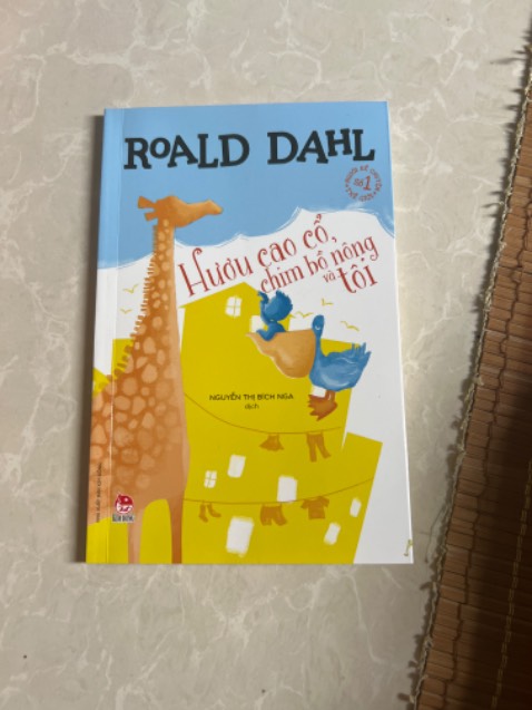 Các nhân vật trong truyện sinh động, dễ thương
Ba con vật 
Bé rất bất ngờ vì hươu cao cổ có thể làm dài ra
Bồ nông có thể dùng cái mỏ để bắt tên trộm nguy hiểm nhất thế giới.