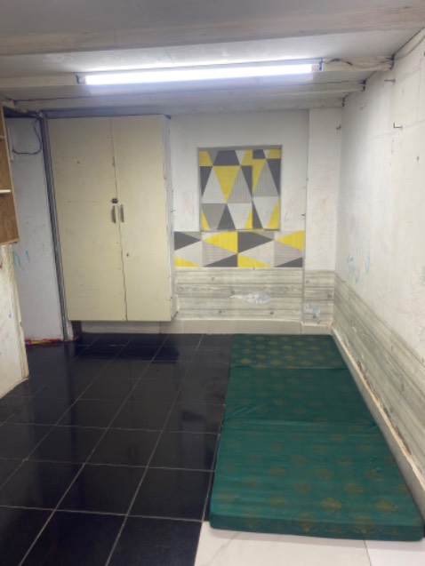 Giao hàng rat Nhanh , đã mua uống nhiều lần hôm nay giá lại sale quay lại mua tiếp uống rất ngon nhe mọi người