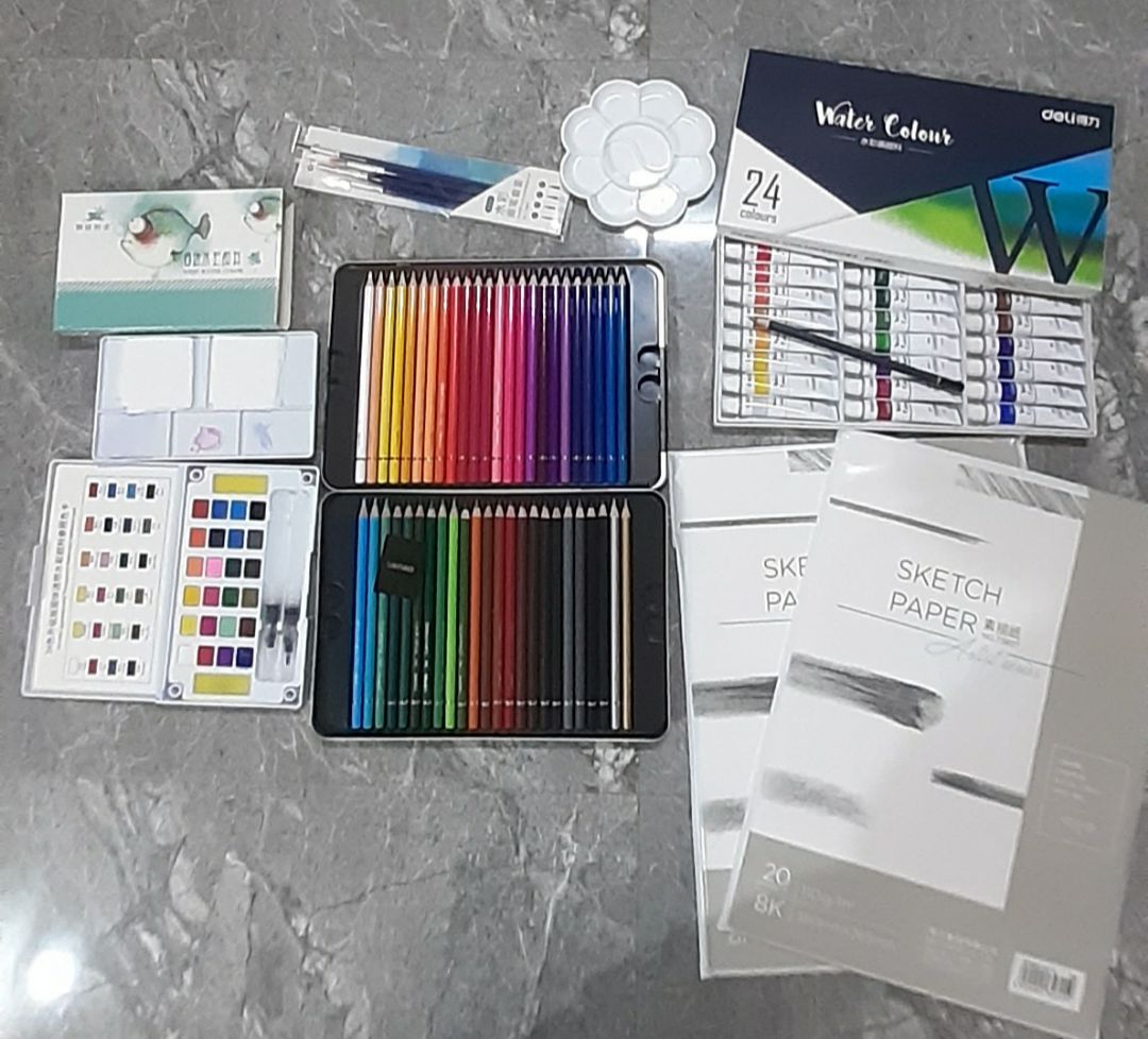 màu sắc tươi sáng tô lên giấy cực mịn ạ . mn nên mua 🥰 màu có hạn sử dụng nha mn HSD là 3 năm màu sắc tươi sáng tô lên giấy cực mịn ạ . mn nên mua 🥰 màu có hạn sử dụng nha mn HSD là 3 năm