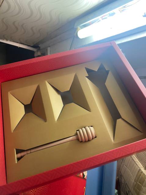 Shop đóng gói cẩn thận từng sản phẩm.
Đủ hàng trên đơn.
Trả lời tin nhắn nhanh.
Hình thức đẹp mắt, nhìn sang.