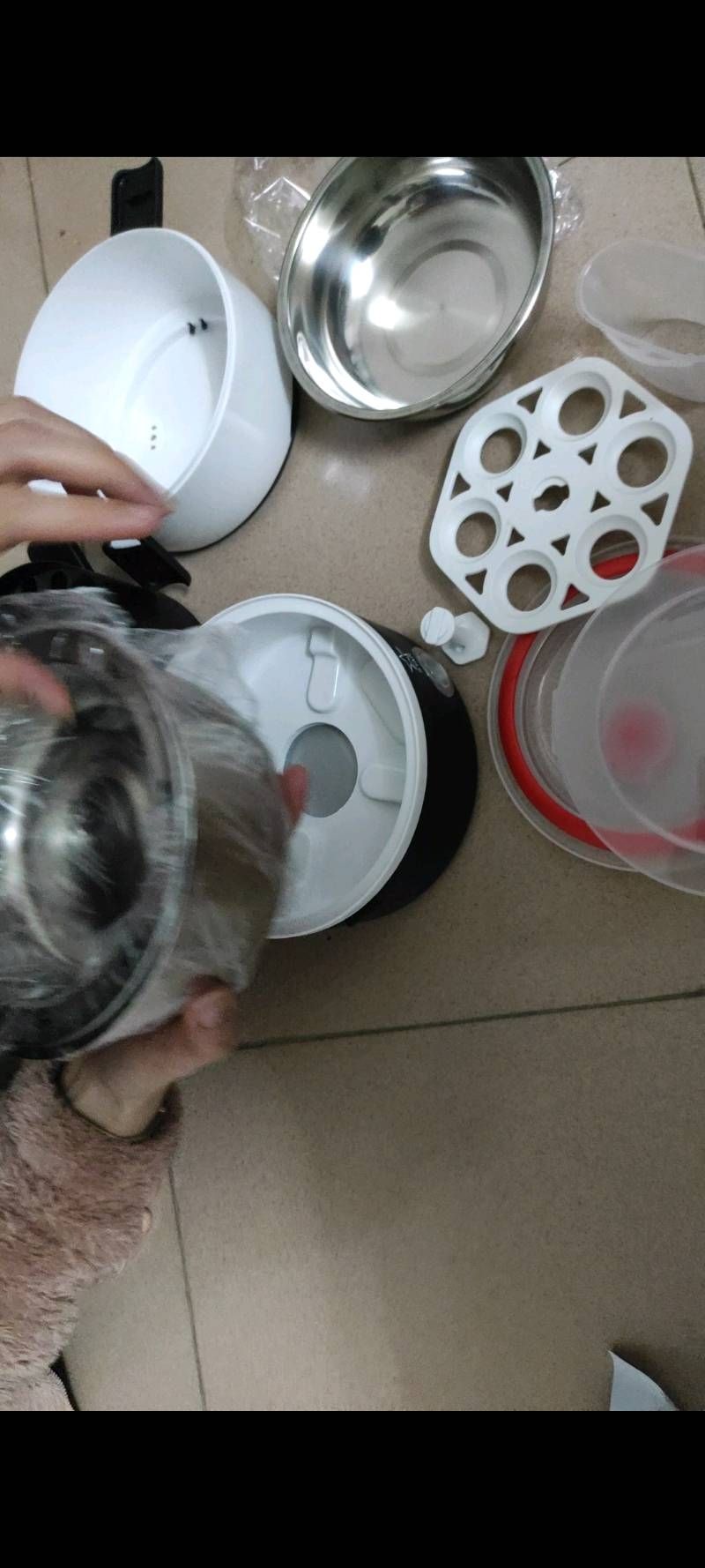 shop giao hàng đầy đủ phụ kiện, sản phẩm mô tả, nhanh nóng. dễ sử dụng. đóng gói cẩn thận, giao nhanh, đáng mua ạ