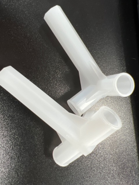 Ban đầu shop giao thiếu đồ, nhưng sau khi liên hệ thì bên shop hỗ trợ rất nhiệt tình và đã ship lại đầy đủ. Chất lượng thì về cơ bản phù hợp với giá tiền