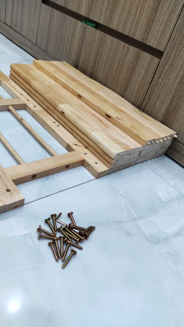 Giao nhanh. Đóng gói chất lượng. Bề ngang chỉ được 63cm thôi, không phải 65cm như quảng cáo. Shop đăng lại cho đúng nha. Trừ 1 sao lỗi này.