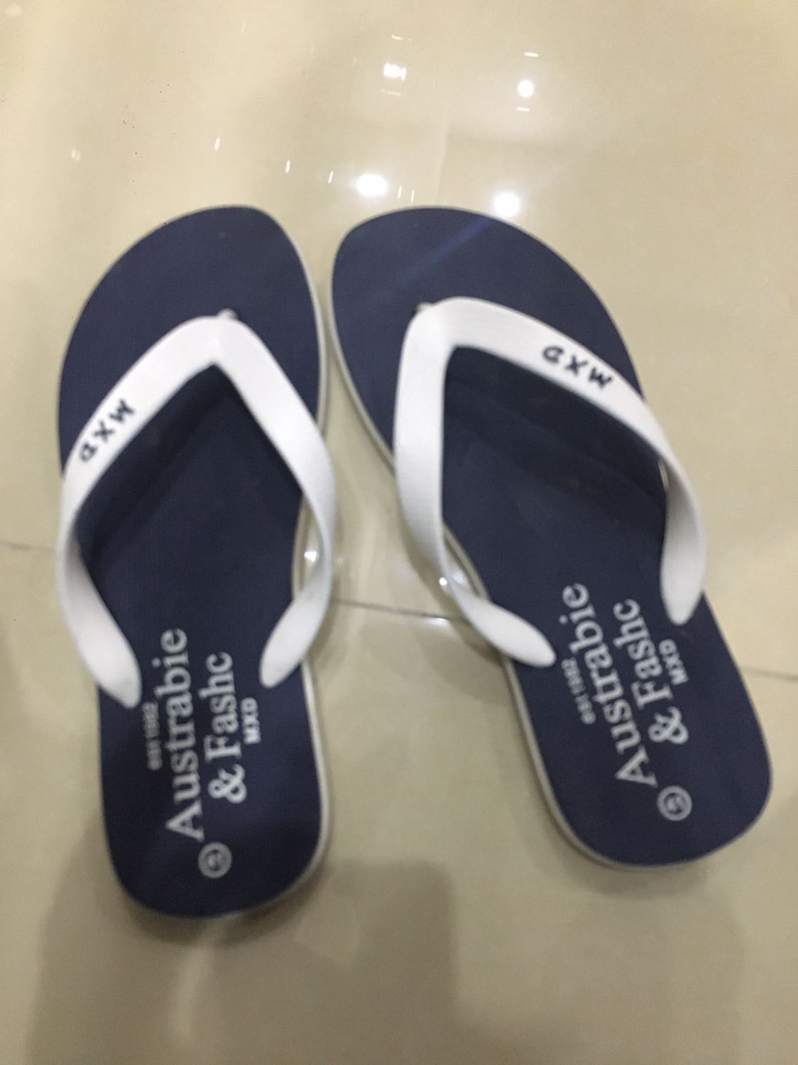 đi êm chân,chốn trơn.ok