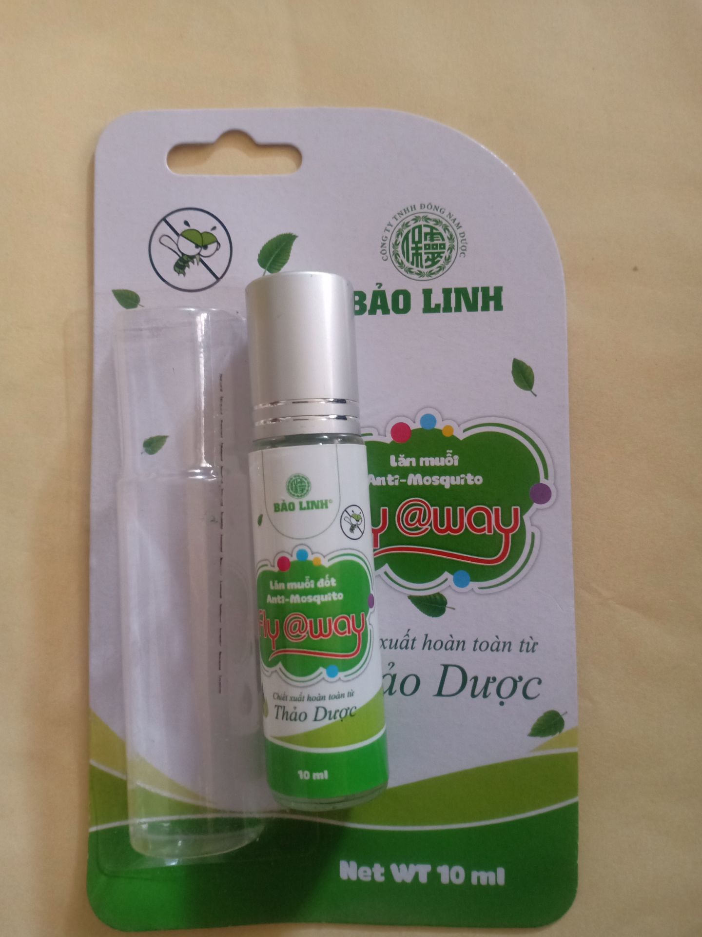 Mình lăn 2-3 lần vào vết muỗi cắn thì thấy giảm ngứa, đỏ hẳn á, giá rẻ mà tốt thật sự, sẽ ủng hộ lại