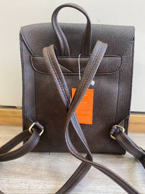 cảm ơn shop vì đã đóng gói cẩn thận, balo k bị gãy form, đường may chắc chắn đẹp lắm ạ, nhận hàng rất là chim ưng luôn,  em sẽ giới thiệu bạn bè ủng hộ shop nè hêhe