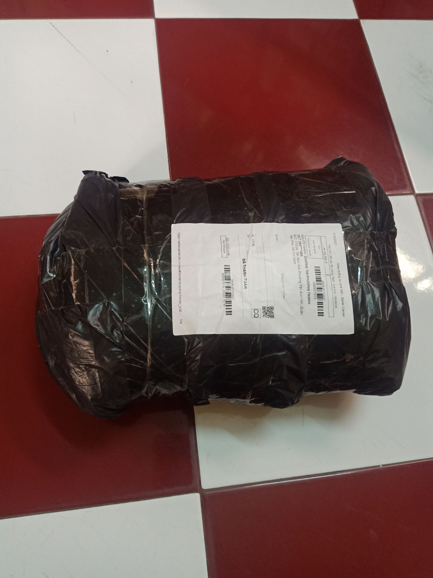 Hàng được như hình, hàng ko có đường may, chỉ vắt sổ Hàng được như hình, hàng ko có đường may, chỉ vắt sổ