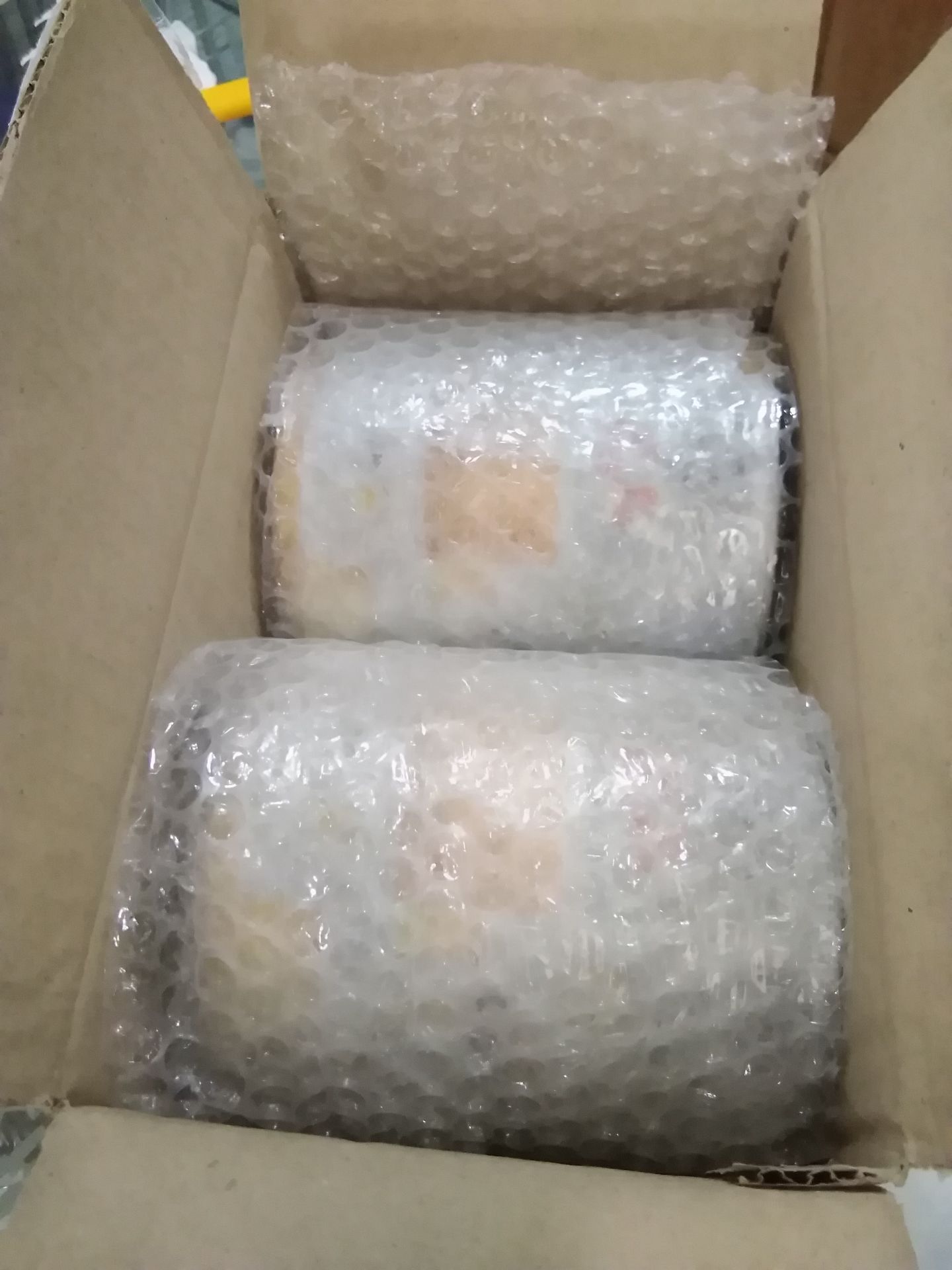 Hài lòng; đóng gói cẩn thận; chưa dùng nên chưa thể khẳng định chất lượng, hi vọng sp chất lượng, uy tín và khách hàng sẽ quay lại Hài lòng; đóng gói cẩn thận; chưa dùng nên chưa thể khẳng định chất lượng, hi vọng sp chất lượng, uy tín và khách hàng sẽ quay lại