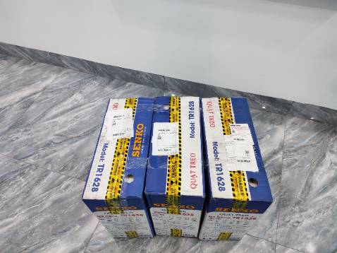 Hàng đẹp, giao nhanh, gió mạnh. Tiếc cái là ko đc chọn màu Hàng đẹp, giao nhanh, gió mạnh. Tiếc cái là ko đc chọn màu