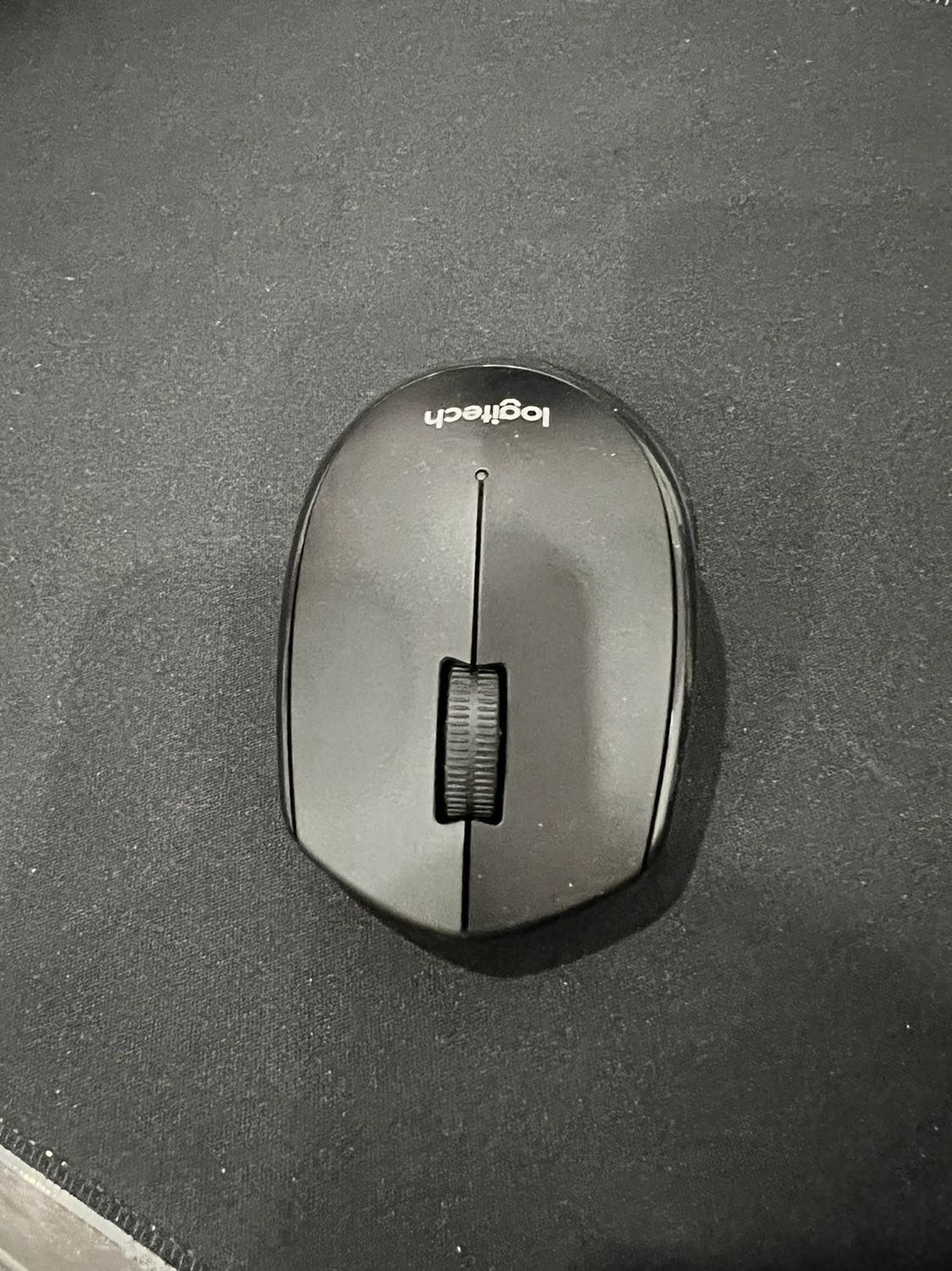 Tôi đã dùng được thời gian ngắn và cảm nhận sp thật nhẹ êm nút nhấn , hoàn toàn không có âm thanh khi nhấn , độ nhậy tuyệt đối . Tôi hài lòng sp này