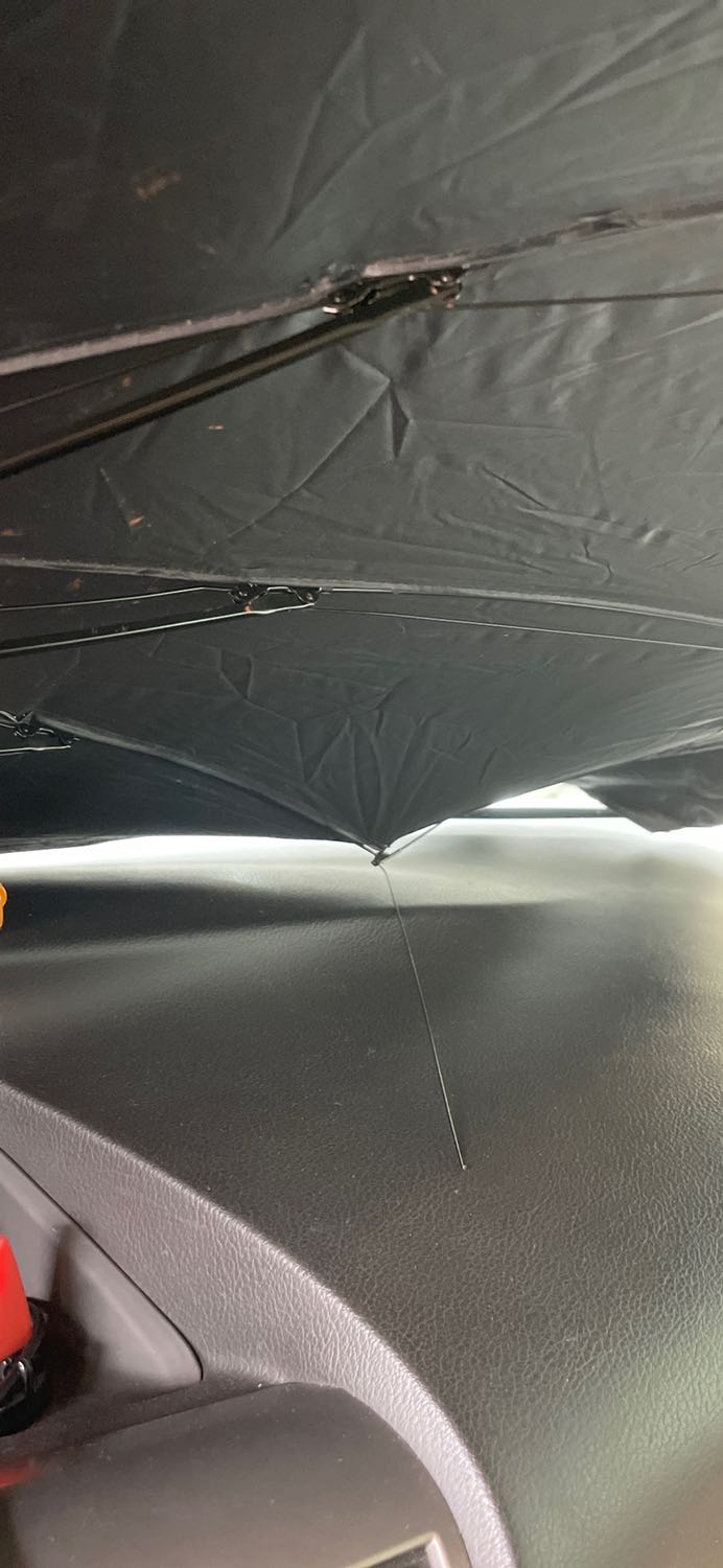 Đã nhận được hàng dù hơi lâu do giãn cách. Mới thử cái mà bung thanh đỡ luôn, lại còn bị gỉ sét nữa.