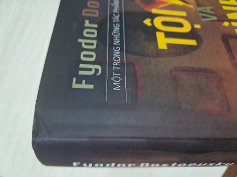 Sách hơi bị móp nhẹ nha