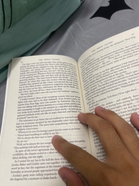 Sách chữ nhỏ quá, khó đọc