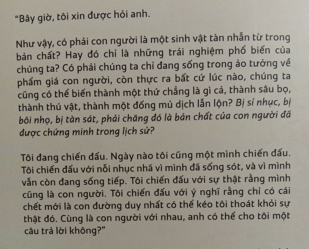 Cuốn sách tái hiện phong trào dân chủ Gwangju đầy sống động, ta thấy được sự đấu tranh khốc liệt của người dân, thấy được quân lính tàn bạo dã man đến nhường nào và sự máu lạnh vô nhân tính của chính phủ Hàn Quốc. 
Các nhân vật đưa ta vào bên trong cuộc chiến, sâu bên trong nội tâm của họ. Để thấy được nỗi mất mát, đau đớn cào cấu giằng xé không hồi kết. Dù là nạn nhân hay là người thân của người đã chết trong cuộc thảm sát này thì cuộc sống về sau của họ đều ĐAU ĐỚN. Họ trở thành cái xác không linh hồn, chẳng còn được sống như những người bình thường được nữa. 
"Tôi đang chiến đấu. Ngày nào tôi cũng một mình chiến đấu. Tôi chiến đấu với nỗi nhục nhã vì mình đã sống sót, và vì mình vẫn còn đang sống tiếp."
Đây là một cuốn sách hay mn nên đọc nhé!!