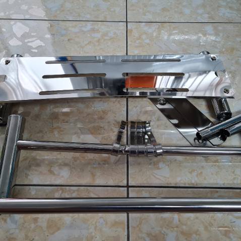 Sản phẩm trong hình thì đẹp, giao hàng cho cái gãy cong vênh mỏng manh, trả hàng thì bảo quá 48h không xử lý. Niềm tin vào Tiki đã bị đánh mất. Sau mọi người đừng nghĩ hàng trên Tiki là tốt nha.