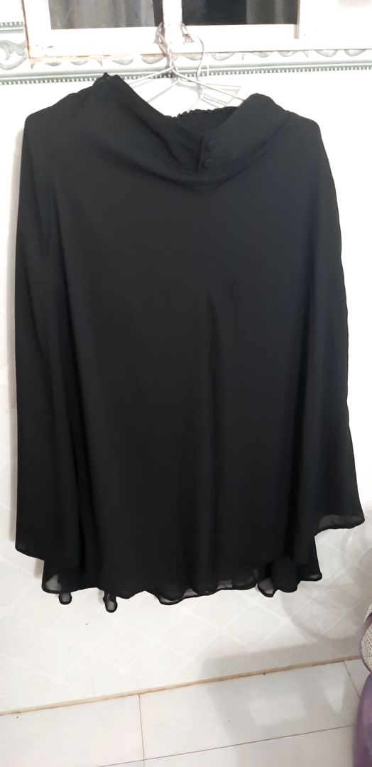 Giao hàng nhanh,  chất liệu và kiểu dáng ổn