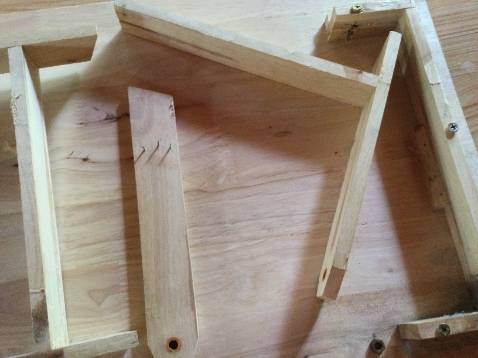 Bán hàng thiếu trách nhiệm, sản phẩm hư, mốc, gãy, không thể sử dụng được. Cho 1 sao vì chất lượng kém.