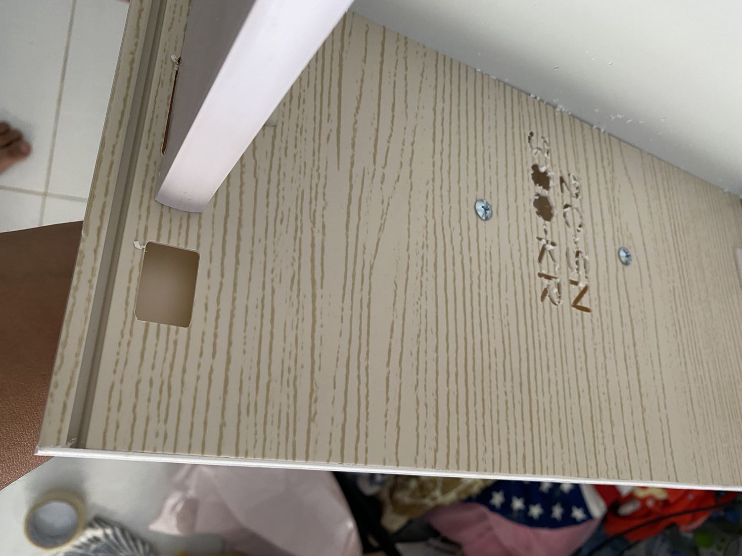 Ai mua sẽ ôm cục tức vào người nhé! Thêm cái nữa Tiki giải quyết cũng cực  kỳ chậm. Tóm lại ai mua sẽ hối hận nhé!