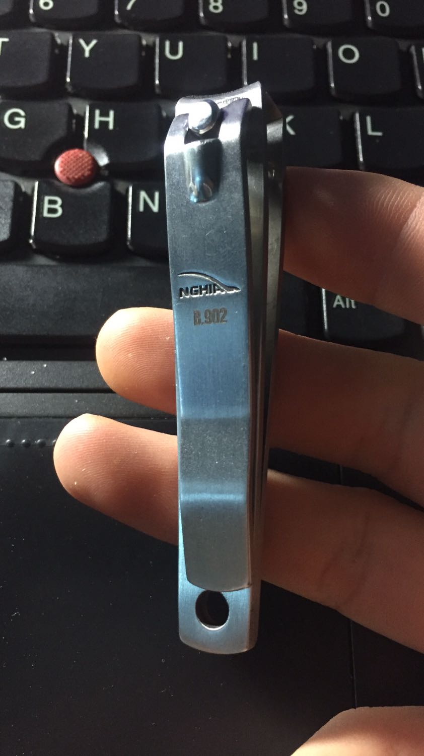 Hàng chất lượng, bấm to, sắc, lúc bấm rất nhẹ xoay cũng dễ dàng xứng đang với giá tiền, lần sau có cơ hội sẽ ủng hộ tiếp